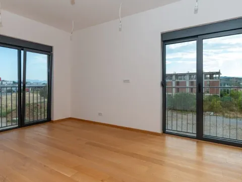 Izdavanje, stan, 173m², Zabjelo, Podgorica - image 9