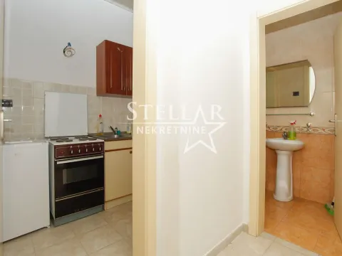 Izdavanje, poslovni prostor, 31m², Preko Morače, Podgorica - image 1