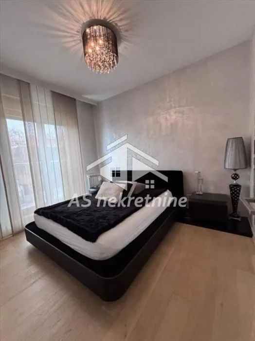 Rent, four bedroom apartment, 105m², Savski Venac, Beograd