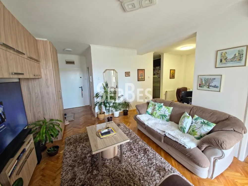 Izdavanje, dvosoban stan, 44m², Grbavica, Novi Sad Sve Podlokacije