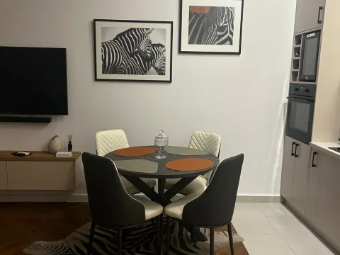 Rent, one bedroom apartment, 42m², Kava, Tivat