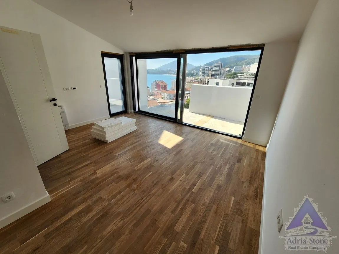 Sale, four bedroom apartment, 146m², Rafailovići, Budva