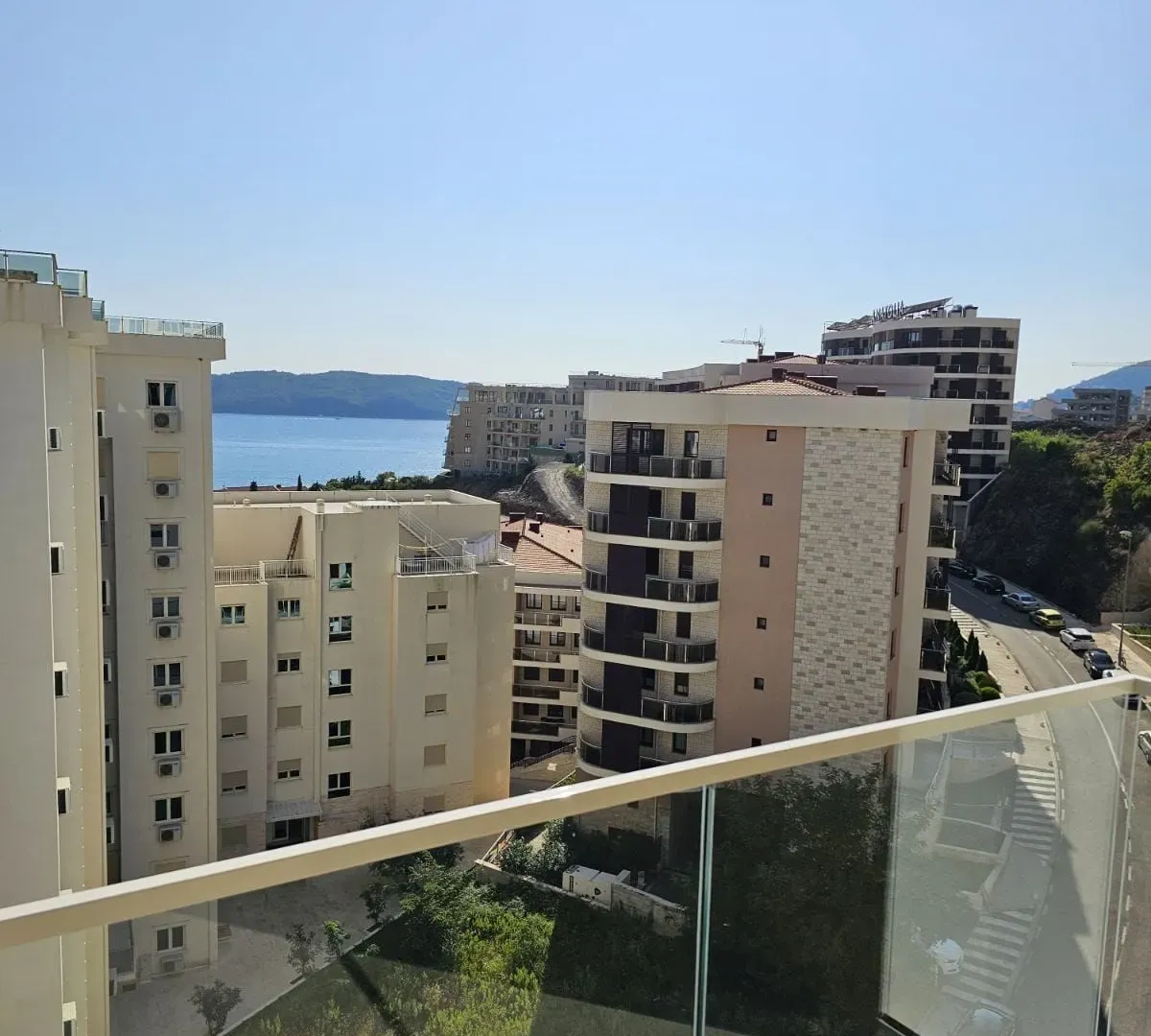 Prodaja, dvosoban stan, 74m², Bečići, Budva