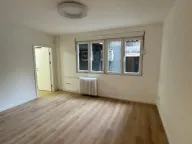 Izdavanje, jednosoban stan, 32m², Cvetni Trg, Vračar Sve Podlokacije - image 1