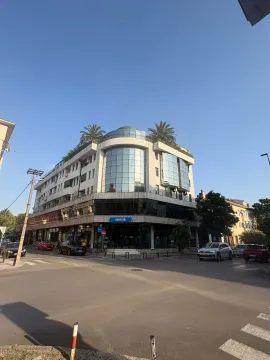 Rent, two bedroom apartment, 76m², Centar, Podgorica - image 11
