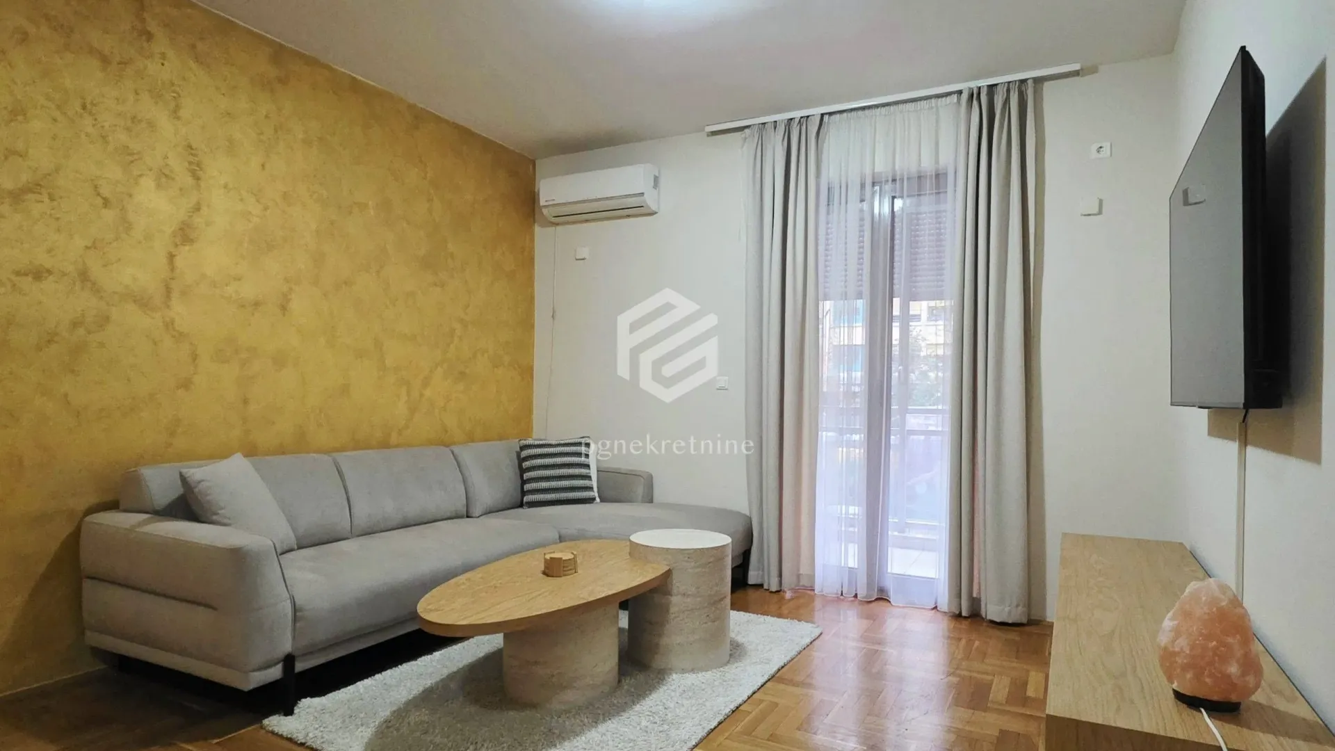 Prodaja, dvosoban stan, 73m², Preko Morače, Podgorica