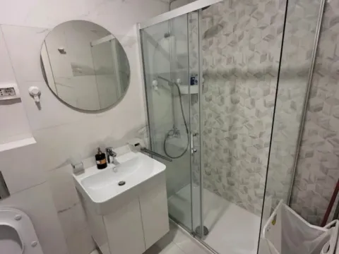 Izdavanje, jednosoban stan, 43m², Central Point, Podgorica - image 8