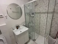 Izdavanje, jednosoban stan, 43m², Central Point, Podgorica - image 8