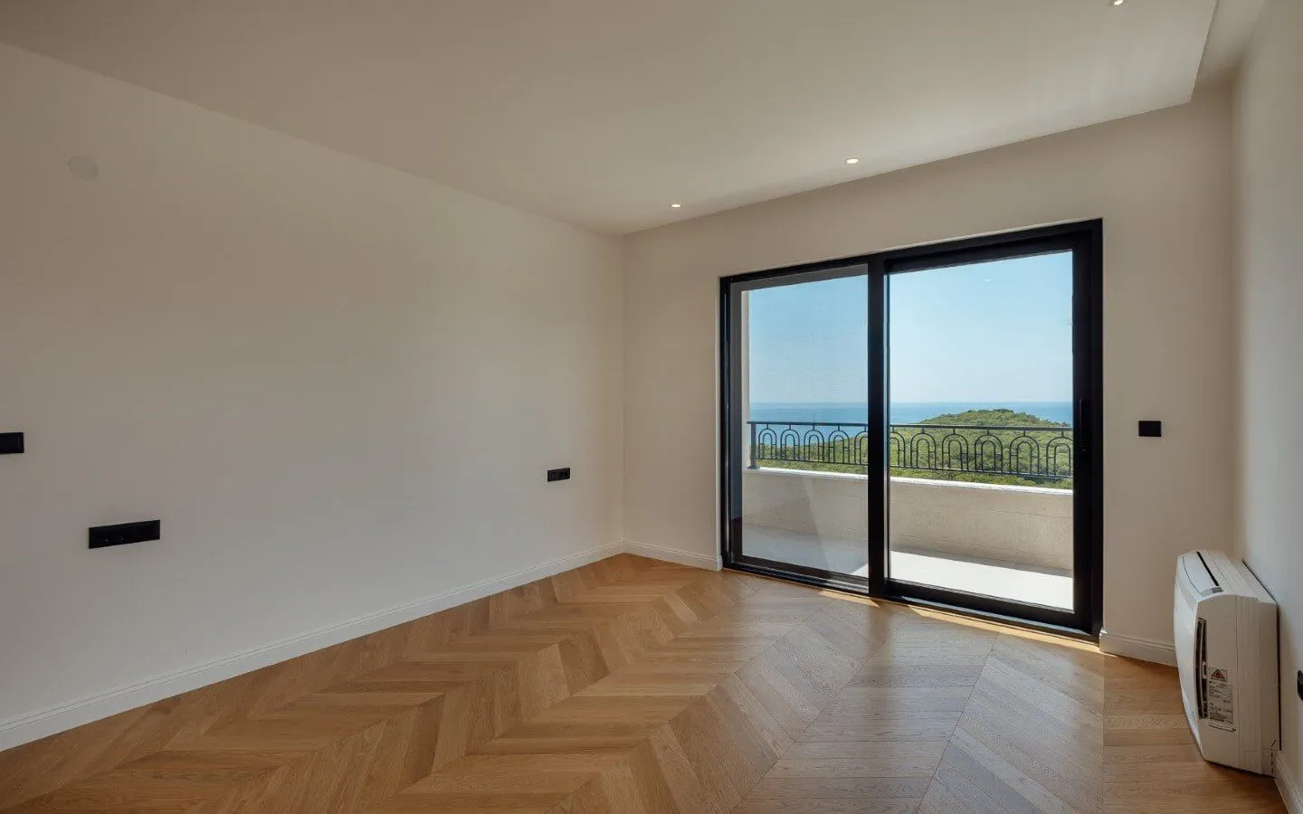 Sale, house, 318m², Reževići, Budva