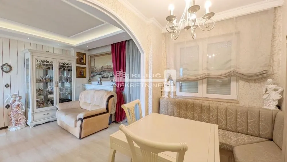 Sale, three bedroom apartment, 82m², Novi Beograd Blok 64, Novi Beograd Sve Podlokacije