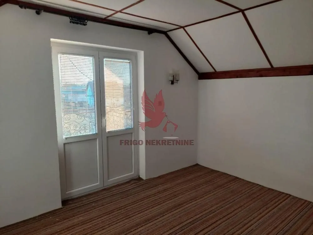 Sale, house, 160m², Medjulužje, Mladenovac