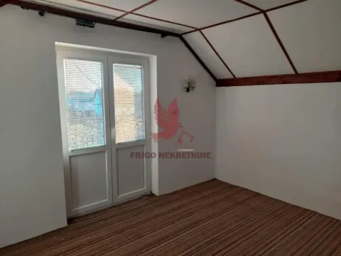 Prodaja, kuća, 160m², Medjulužje, Mladenovac - image 14