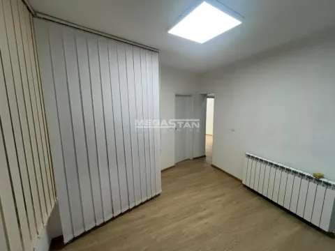 Rent, office space, 72m², Stari Grad, Beograd - image 7