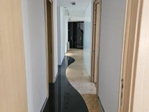 Prodaja, poslovni prostor, 350m², Centar, Novi Sad - image 29