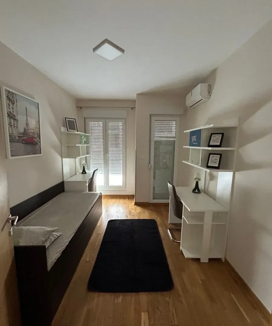 Rent, two bedroom apartment, 65m², City Kvart, Podgorica