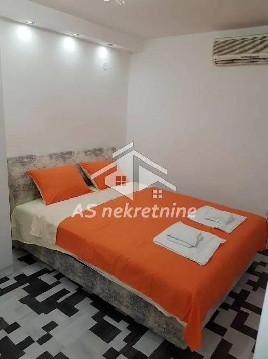 Rent, two bedroom apartment, 50m², Stari Grad, Beograd