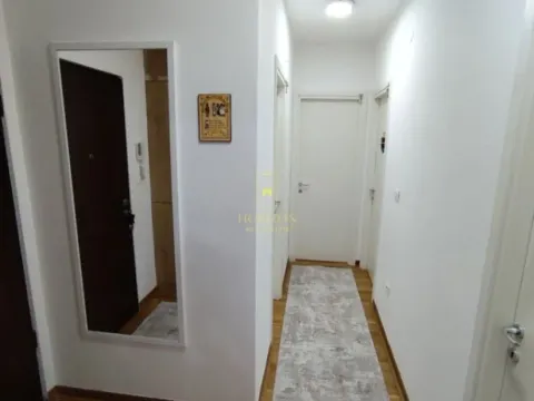 Izdavanje, dvosoban stan, 65m², City Kej, Podgorica - image 3