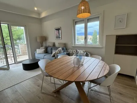 Prodaja, jednosoban stan, 56m², Tivat, Crna Gora - image 8