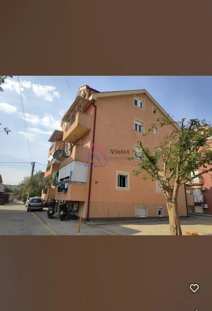Prodaja, dvosoban stan, 80m², Zagorič, Podgorica