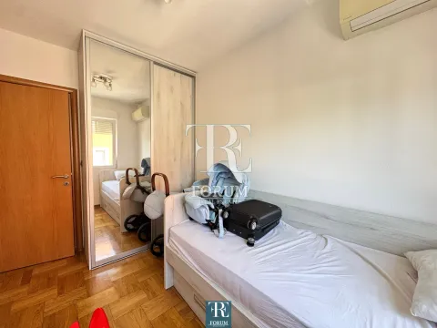 Prodaja, trosoban stan, 84m², Stari Aerodrom, Podgorica - image 14