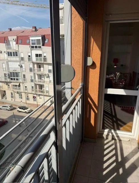 Izdavanje, jednosoban stan, 45m², Ljubović, Podgorica