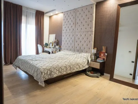 Prodaja, četvorosoban stan, 220m², Savski Venac, Beograd - image 8