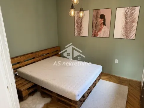 Rent, two bedroom apartment, 40m², Vračar Hram, Vračar Sve Podlokacije - image 8