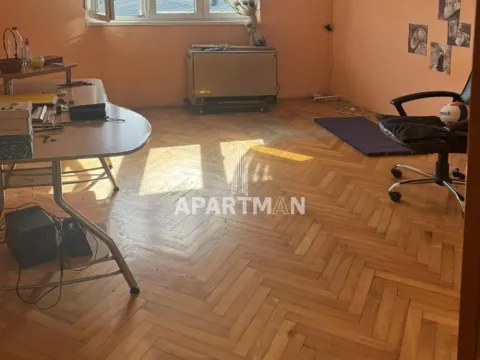 Stan in Zeleni Venac