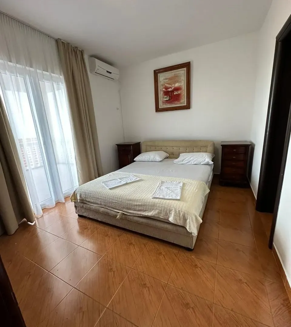 Rent, three bedroom apartment, 120m², Prijevor, Budva