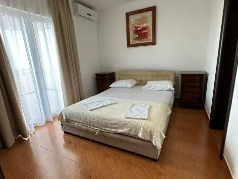 Rent, three bedroom apartment, 120m², Prijevor, Budva - image 13