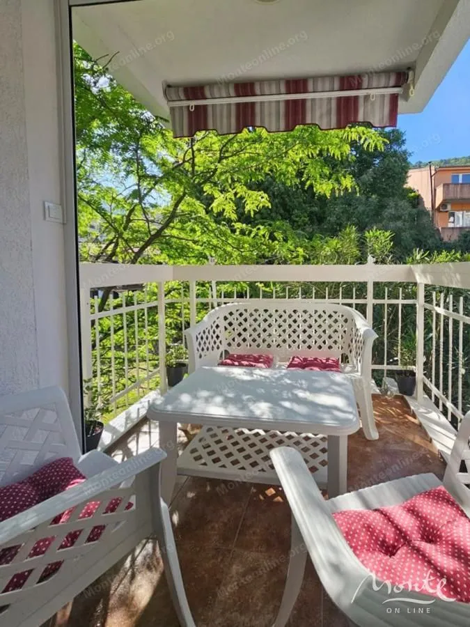 Sale, two bedroom apartment, 52m², Dubovica, Budva
