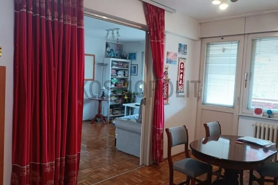Sale, four bedroom apartment, 101m², Žarkovo, Beograd