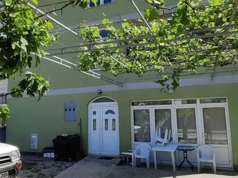 Prodaja, kuća, 370m², Šušanj, Bar - image 2