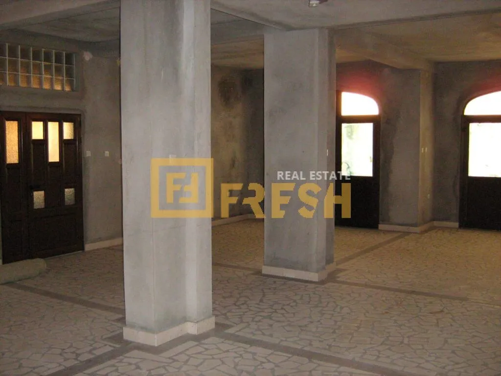 Prodaja, kuća, 340m², Bar, Crna Gora
