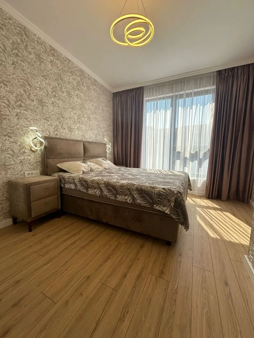Izdavanje, kuća, 160m², Lastva Grbaljska, Kotor