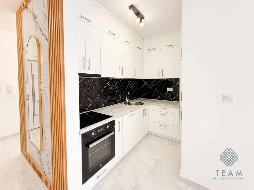 Rent, two bedroom apartment, 76m², Central Point, Podgorica