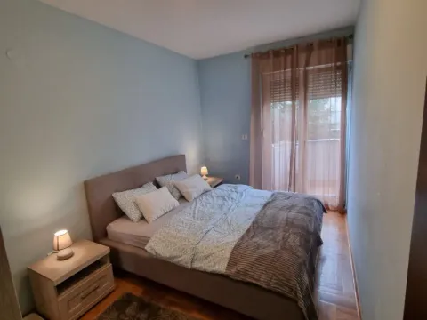 Izdavanje, jednosoban stan, 40m², Stari Aerodrom, Podgorica - image 7