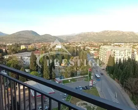 Izdavanje, jednosoban stan, 45m², City Kej, Podgorica - image 9