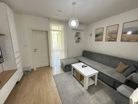 Prodaja, dvosoban stan, 48m², Sveta Vrača, Kotor - image 6