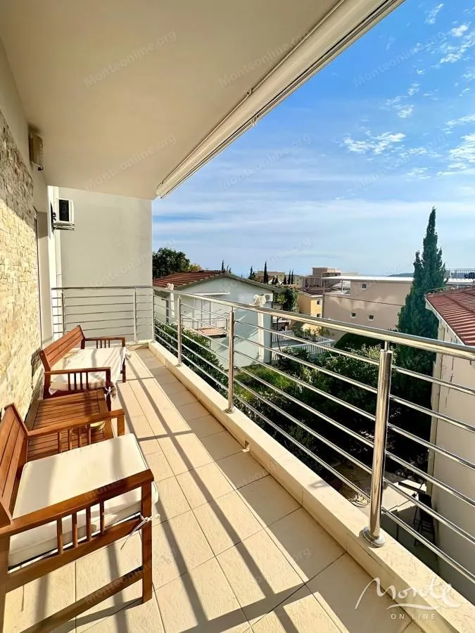 Prodaja, dvosoban stan, 98m², Bečići, Budva