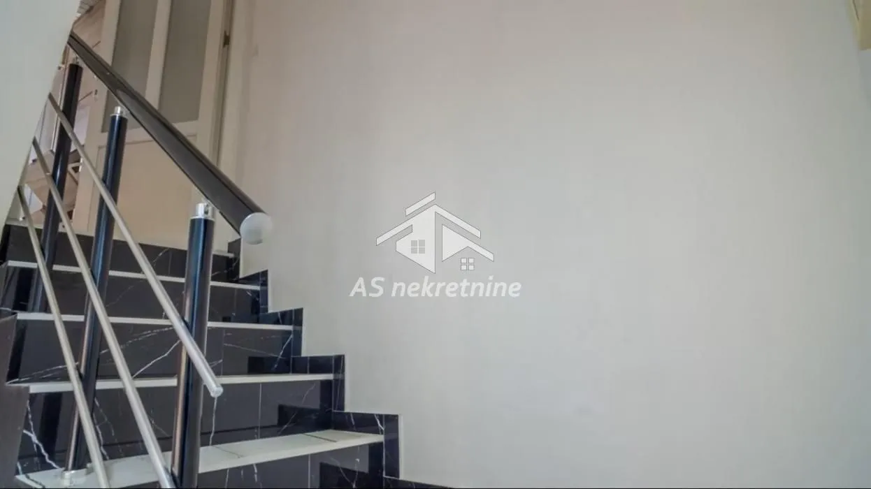 Rent, one bedroom apartment, 45m², Banovo Brdo, Beograd