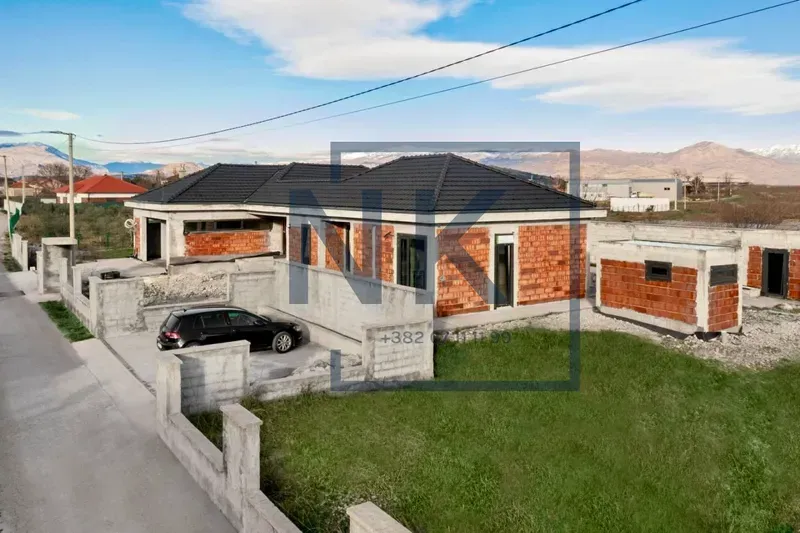 Sale, house, 259m², Kokoti, Podgorica