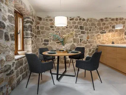 Prodaja, kuća, 110m², Škaljari, Kotor - image 12