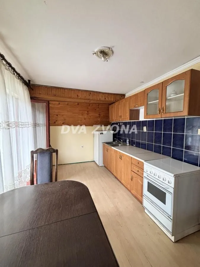 Prodaja, kuća, 202m², Čortanovci, Inđija