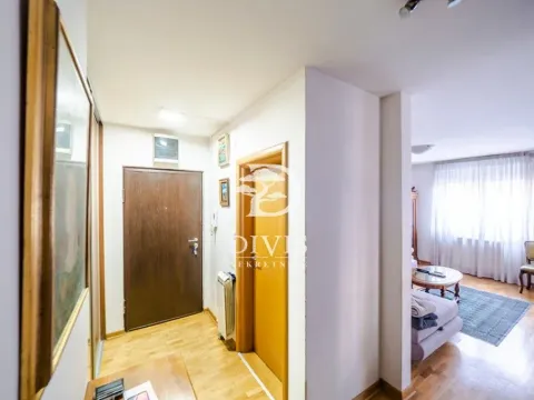 Sale, apartment, 83m², Neimar, Vračar Sve Podlokacije - image 3