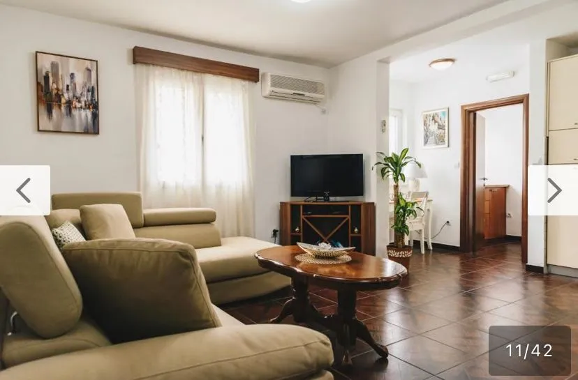 Rent, one bedroom apartment, 60m², Centar, Budva