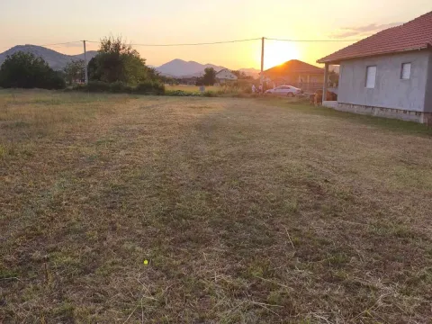 Prodaja, plac, 930m², Zeta, Podgorica - image 2