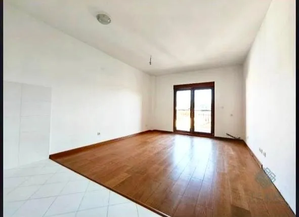 Prodaja, garsonjera, 36m², Momišići, Podgorica