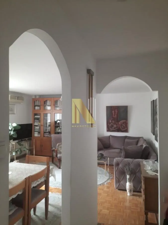 Izdavanje, dvosoban stan, 70m², Liman 3, Novi Sad Sve Podlokacije