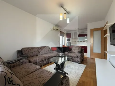 Rent, one bedroom apartment, 43m², Stari Aerodrom, Podgorica - image 2
